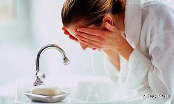 安惠皙帝瓷玉悠白洁面乳彻底洁净肌肤-赢在直销网